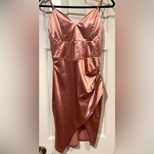 Perfect unused dress for you!